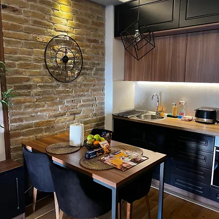 S Lux Apartman Titova Vila فندق زلاتيبور