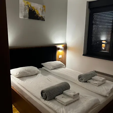 S Lux Apartman Titova Vila فندق *