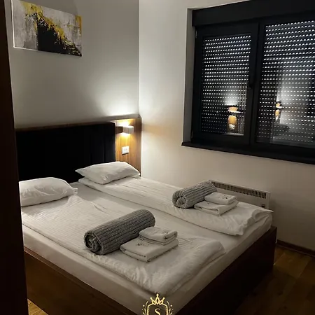Hotel S Lux Apartman Titova Vila