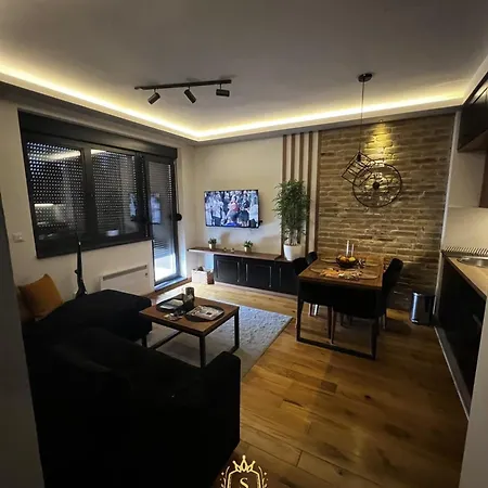 S Lux Apartman Titova Vila * Златибор